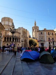 Valencia's main plaza filled with tents and attendees of International Women's Day meetings